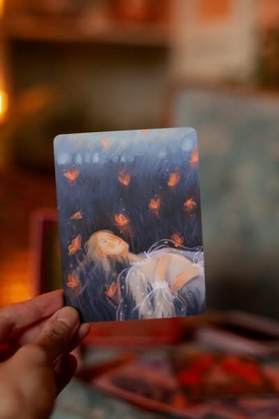 Поиск внутренней опоры: метафорические ассоциативные карты