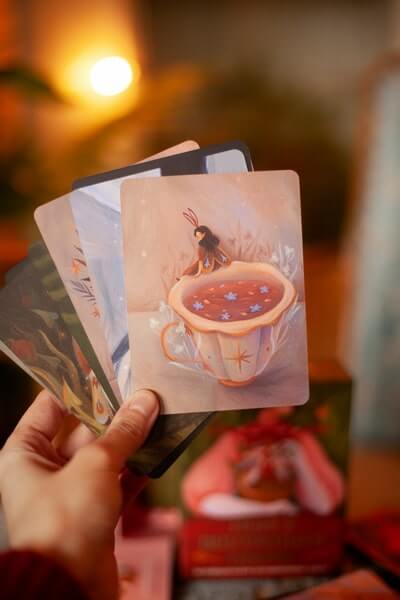 Поиск внутренней опоры: метафорические ассоциативные карты