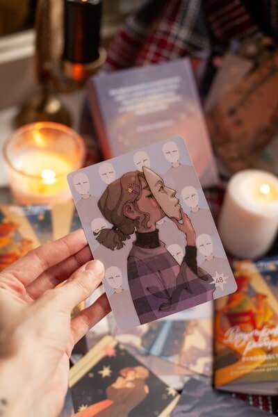 Внутренний ребёнок: метафорические карты для исцеления детских травм