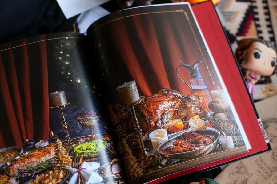 Волшебные блюда и выпечка с Гарри Поттером. Праздничная магия от хлеба на метле до торта Хагрида и апельсиновой карамели